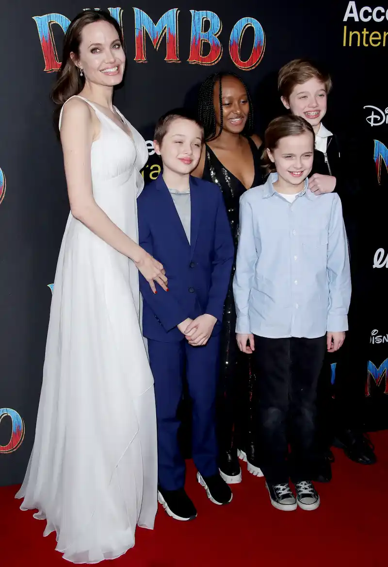Angelina Jolie with children Shiloh Jolie-Pitt, Vivienne Jolie Pitt, Zahara Jolie Pitt and Knox Jolie Pitt