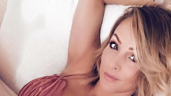 Bachelorette Clare Crawley Reflects on Past Abusive Relationship