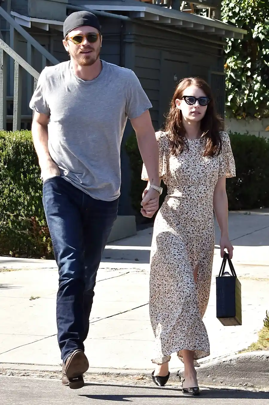 Spotted holding hands Emma Roberts Garrett Hedlund Relationship Timeline