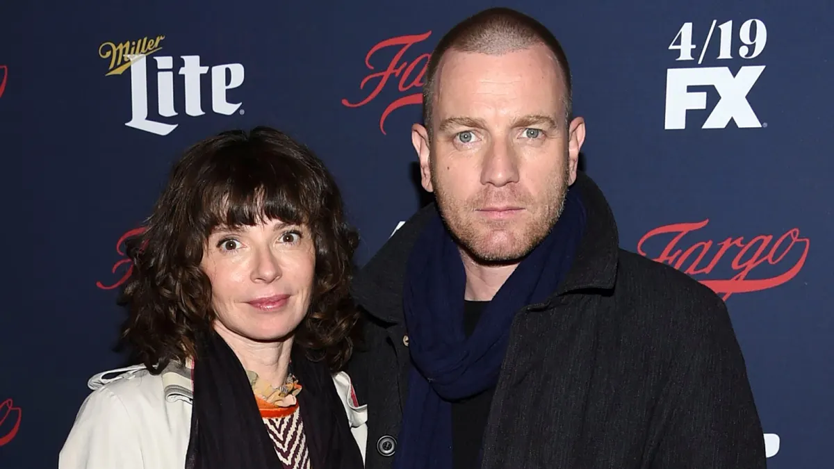 Ewan McGregor Finalizes Divorce From Eve Mavrakis