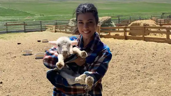Here’s Why the Internet’s Going Crazy Over Kourtney Kardashian’s Flannel