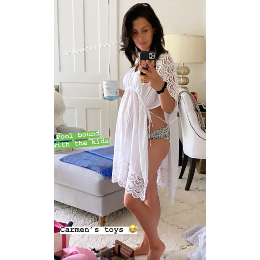 Hilaria Baldwin baby bump pool