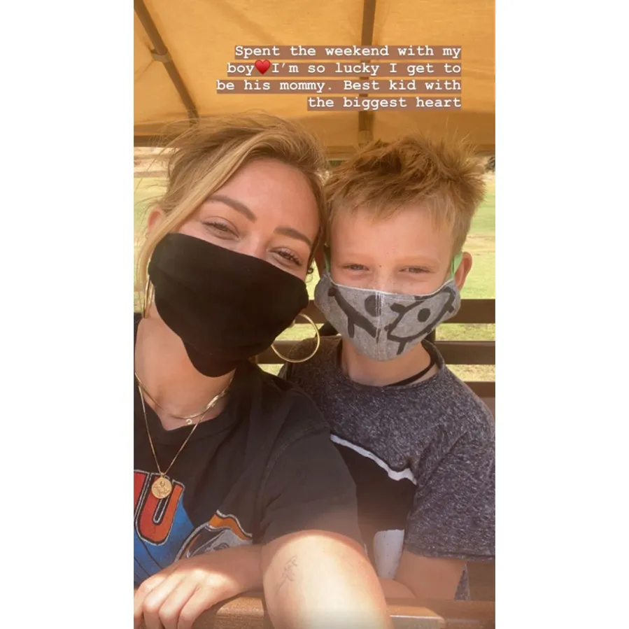 Hilary Duff son face mask