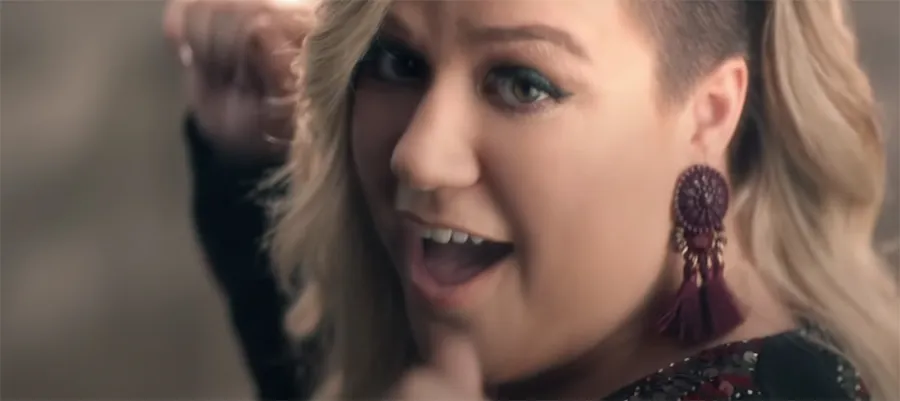 Invincible Kelly Clarkson