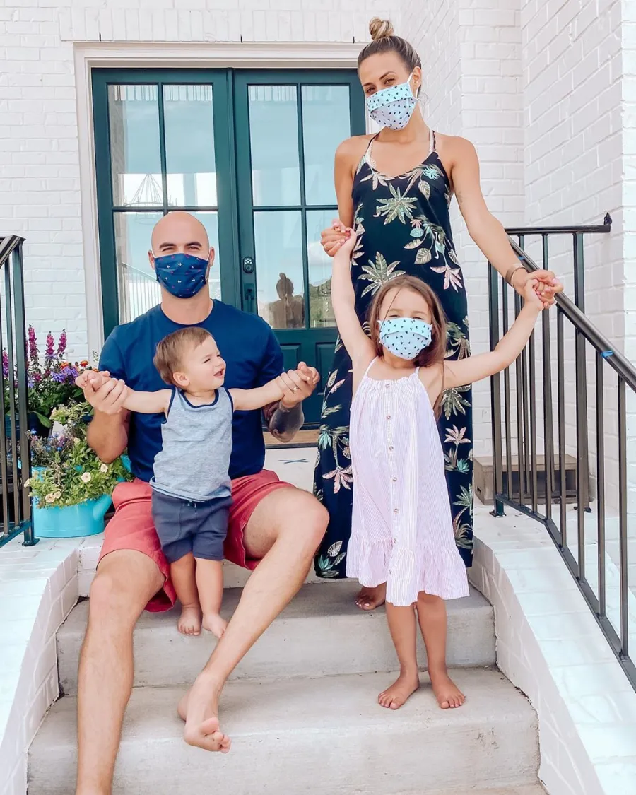 Jana Kramer face masks