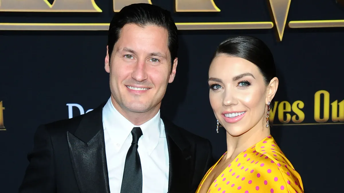 Jenna Johnson Reflects on 'Epic Proposal' to Husband Val Chmerkovskiy