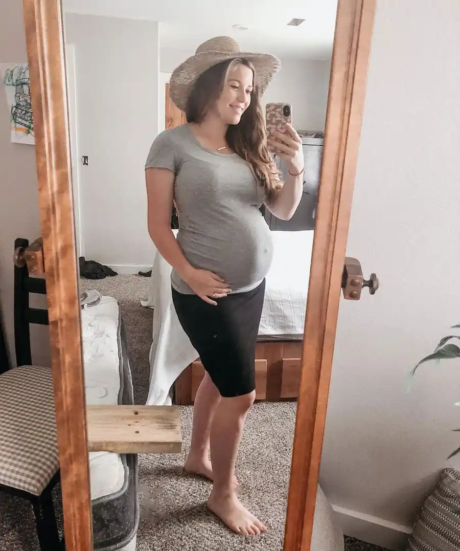 Joy-Anna Duggar Baby Bump
