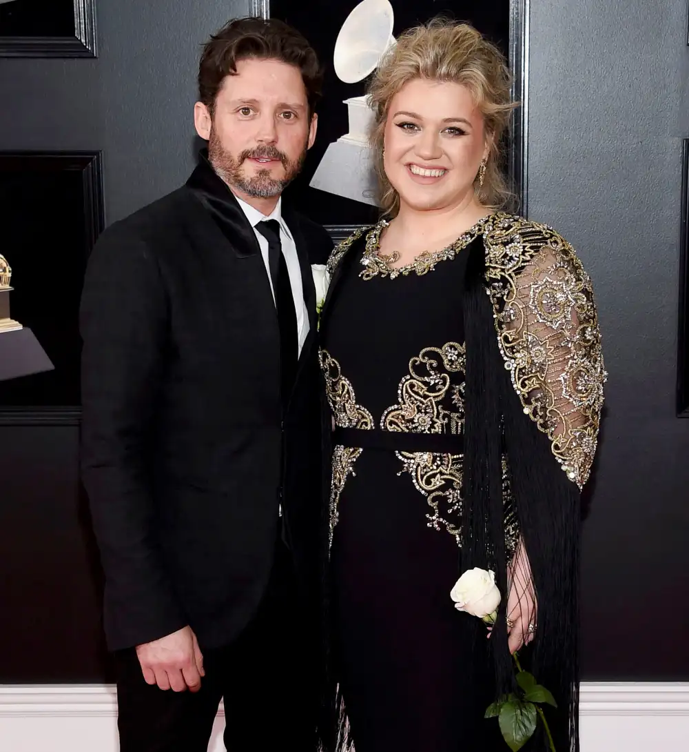 Kelly Clarkson leaning on Blake Shelton amid Brandon Blackstock divorce 2