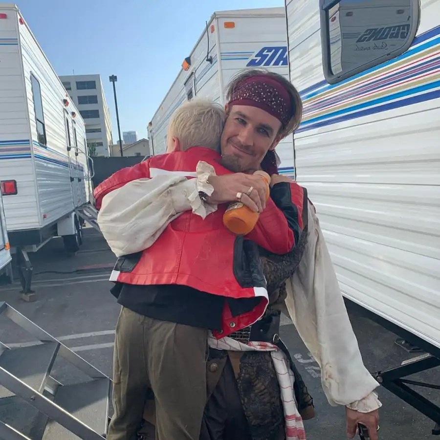 Kimberly Van Der Beek Honors Fathers Day Miscarriage Announcement