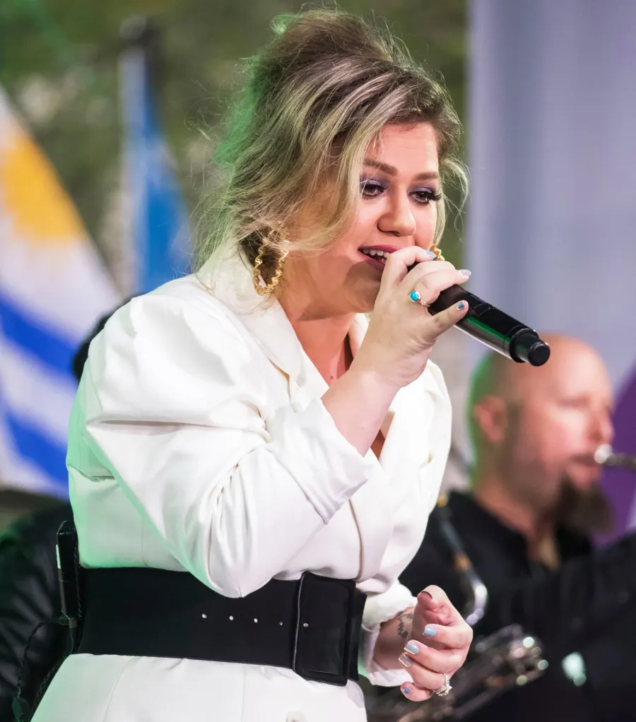 Let Your Tears Fall Kelly Clarkson