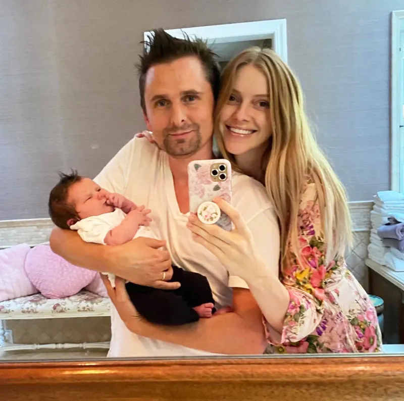 Matt Bellamy And Elle Evans Celebrity Babies Of 2020 See Which Stars Gave Birth