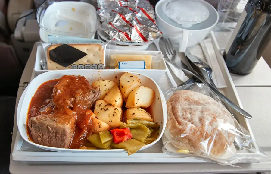 Plane Food Naomi Campbell Chef Reveals Her Dietary Restrictions