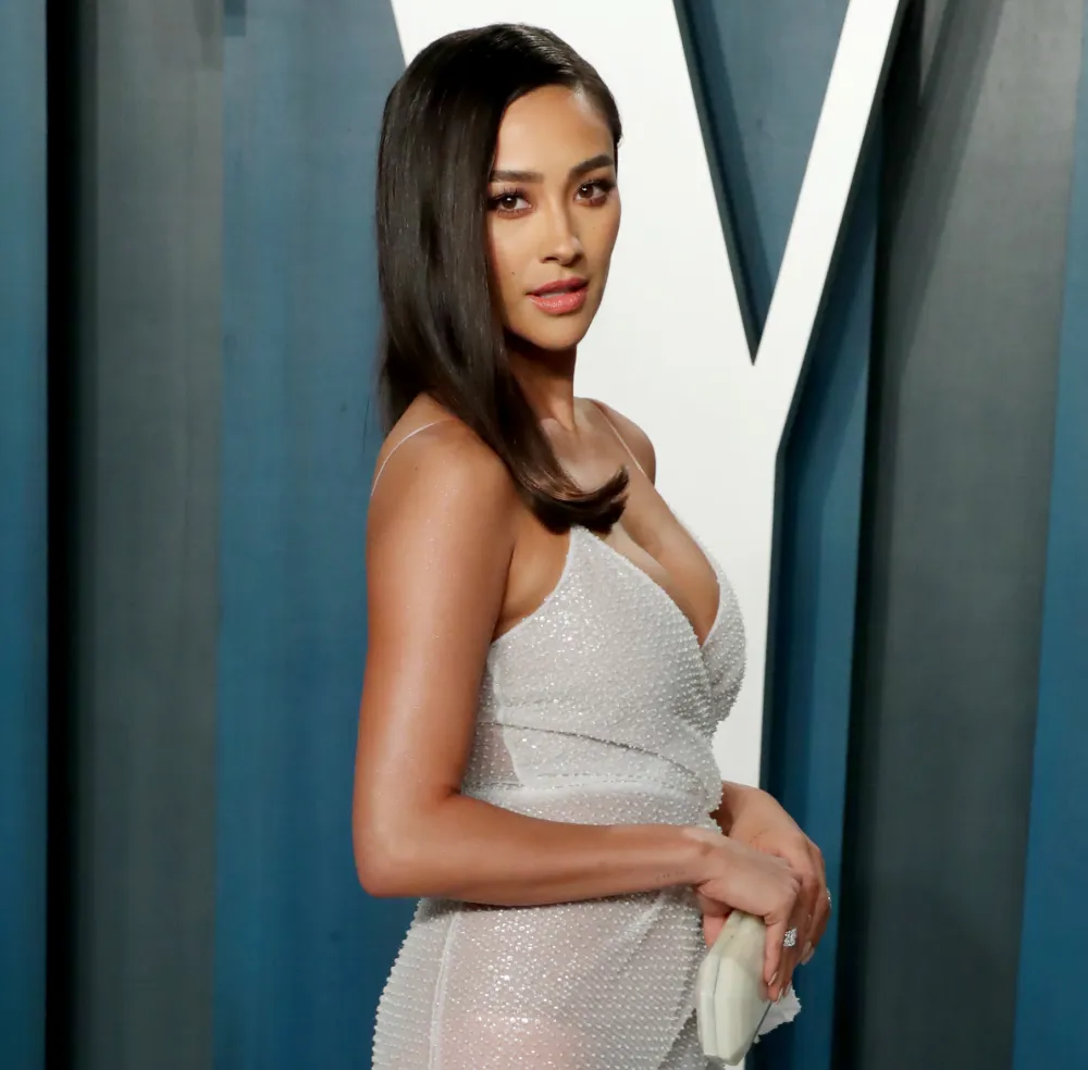 Shay Mitchell Speaks Out About Raising Daughter Atlas Amid Protests