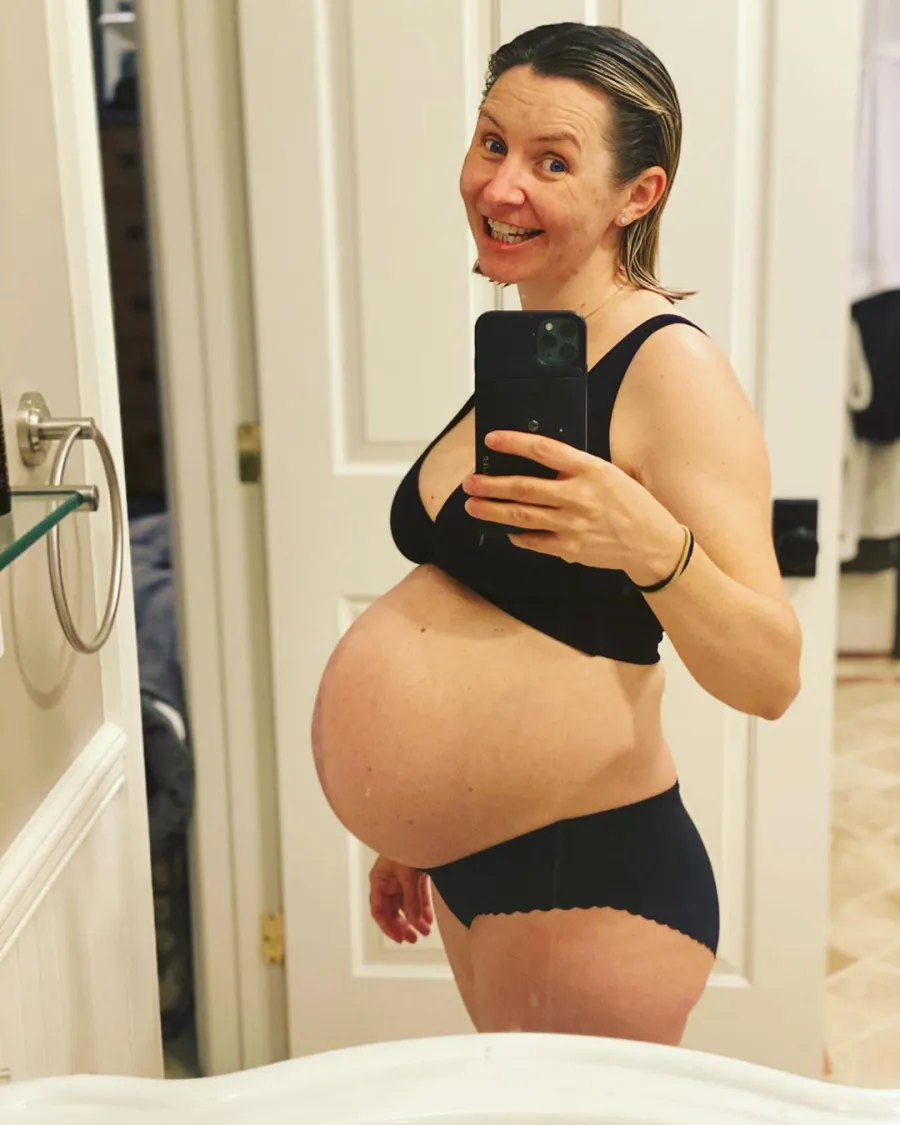 Baby Bump Hall of Fame Beverley Mitchell