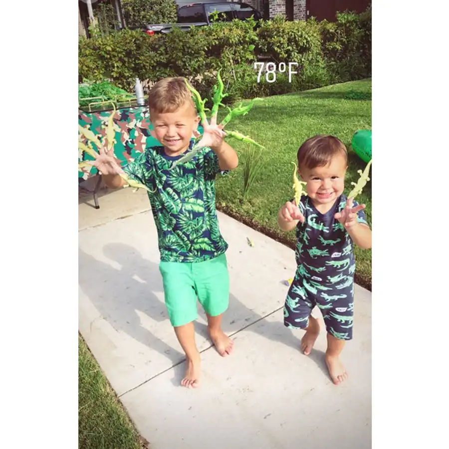 Catherine Giudici Sean Lowe Celebrate Son Samuel Birthday With Swamp-Themed Bash