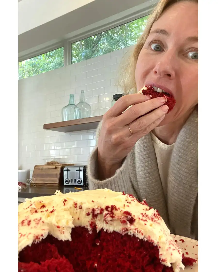 Celebrities Eating Cake: See Sofia Vergara, Eva Mendes and More Chowing Down
