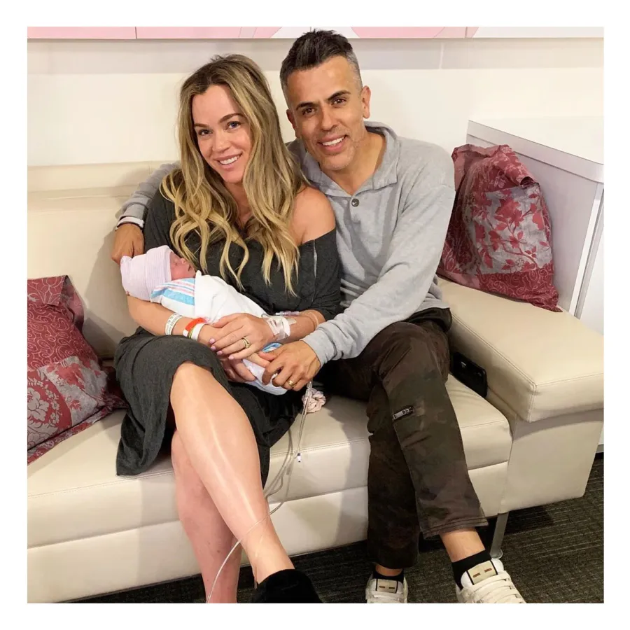 Debut Teddi Mellencamp Arroyave Daughter Dove Baby Album