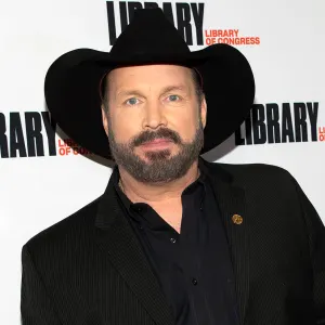 Garth Brooks and Trisha Yearwood’s Relationship Timeline
