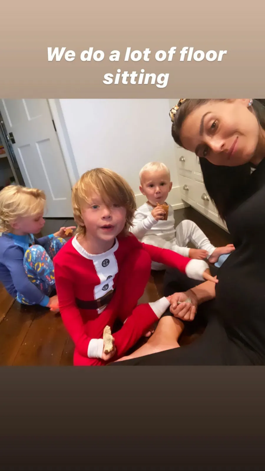 Hanging at Replica Luxury Handbag! Pregnant Hilaria Baldwin Shows Baby Bump Ahead of 5th Child