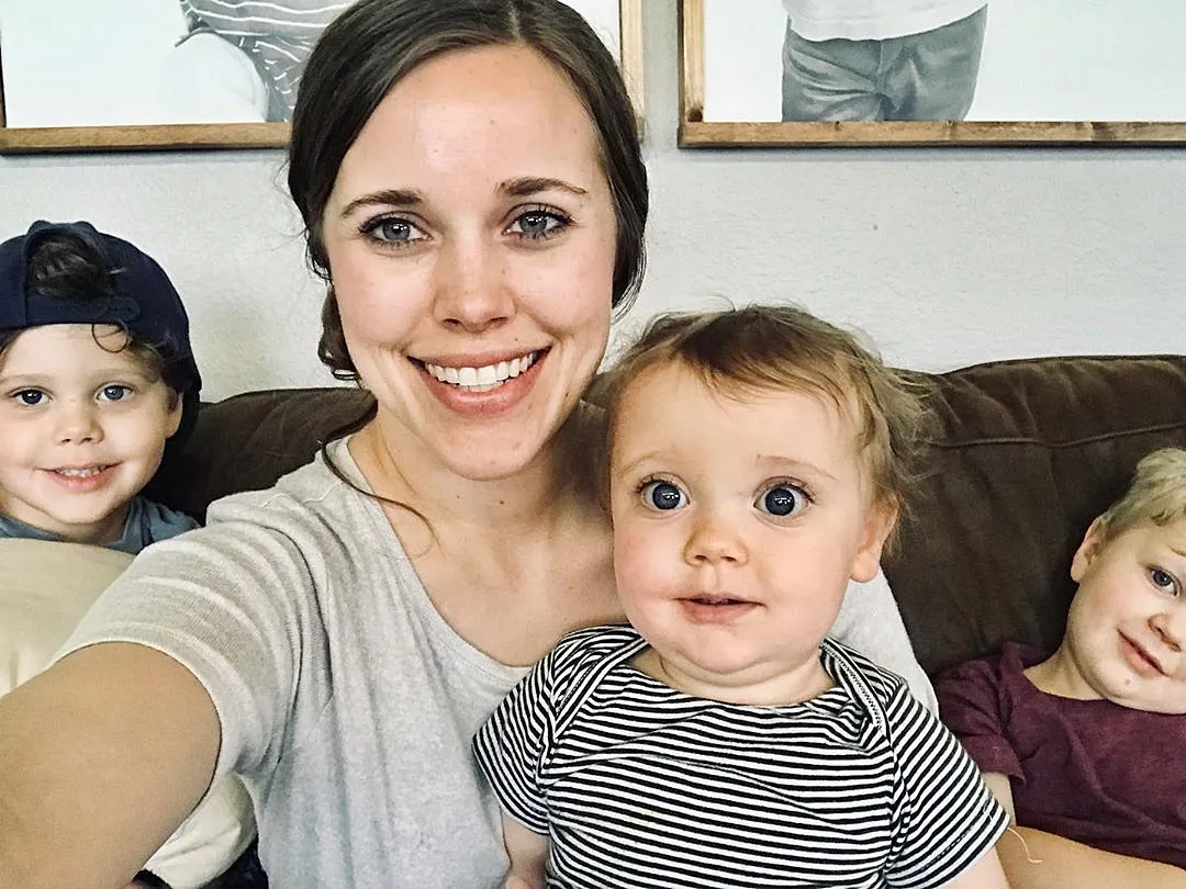 Jessa Duggar with Spurgeon Ivy and Henry Isnt Interested in Pleasing Mom Shamers