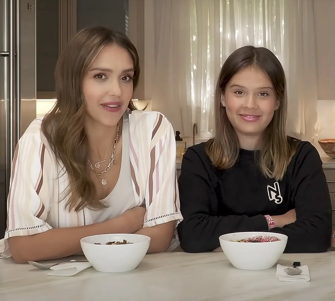 Jessica Alba Films the Cringiest Video in the Whole World With Honor