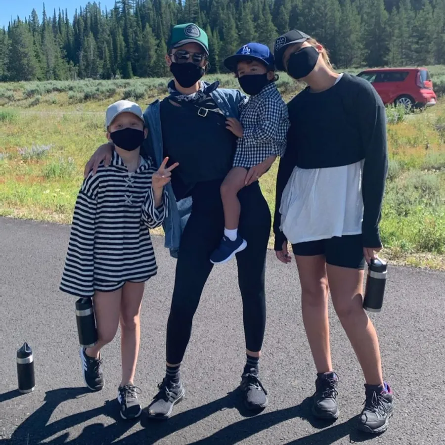 Jessica Alba and kids wearing masks