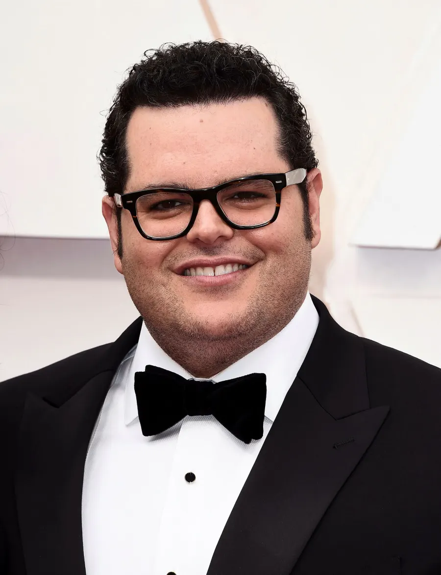 Josh Gad Stars React to Broadway Star Nick Cordero Tragic Coronavirus Death