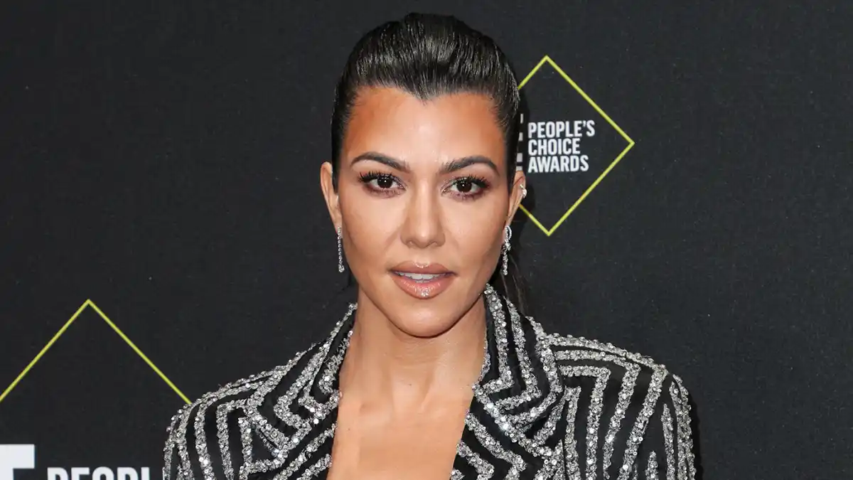 Kourtney Kardashian Shares Finger Prick Photo, Proving She's in Ketosis
