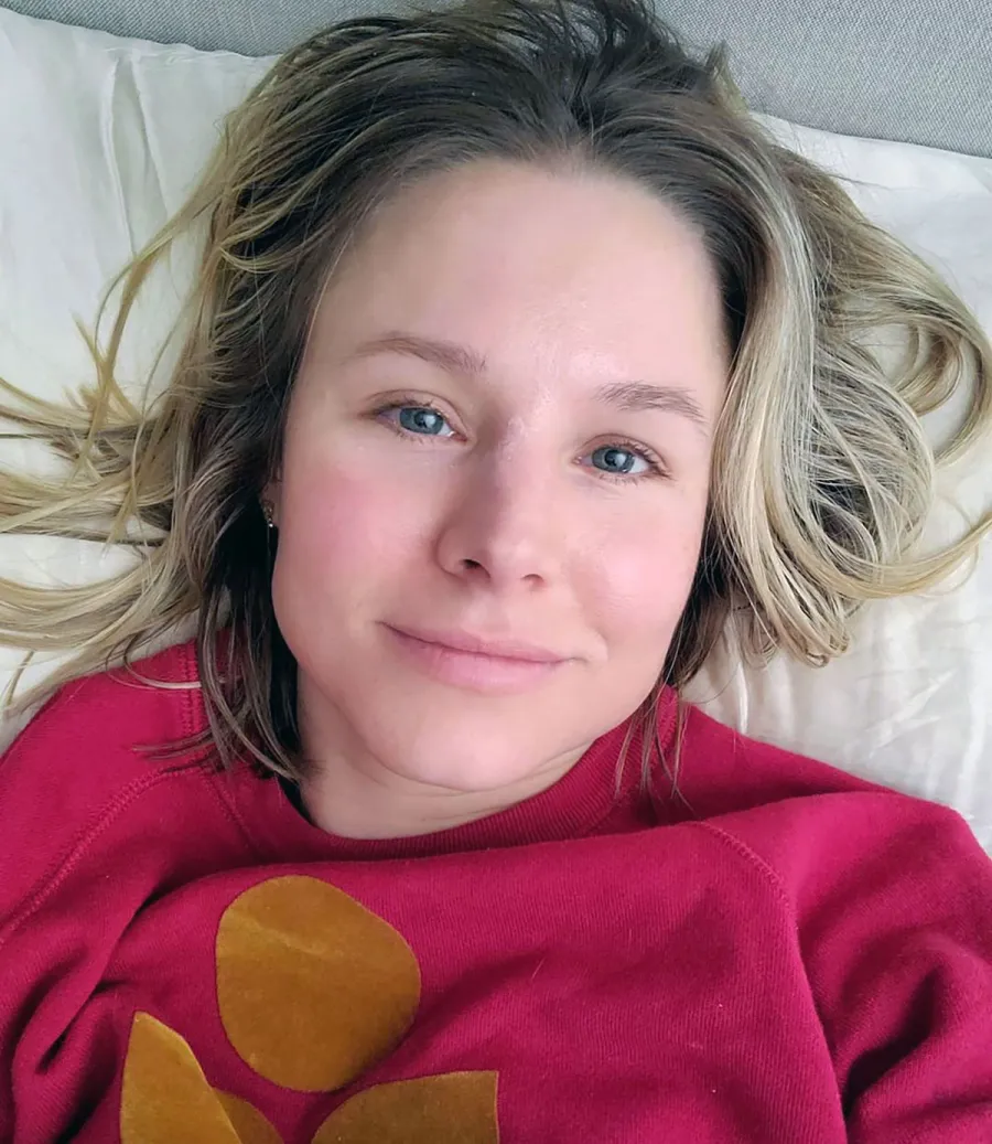 5 Times Kristen Bell Proved She Looks Flawless Makeup-Free: Pics