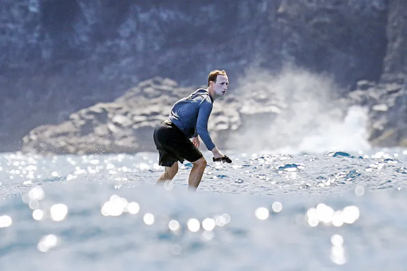 Mark Zuckerberg Spooks the Internet With Too Much Sunscreen on His Face in Hawaii