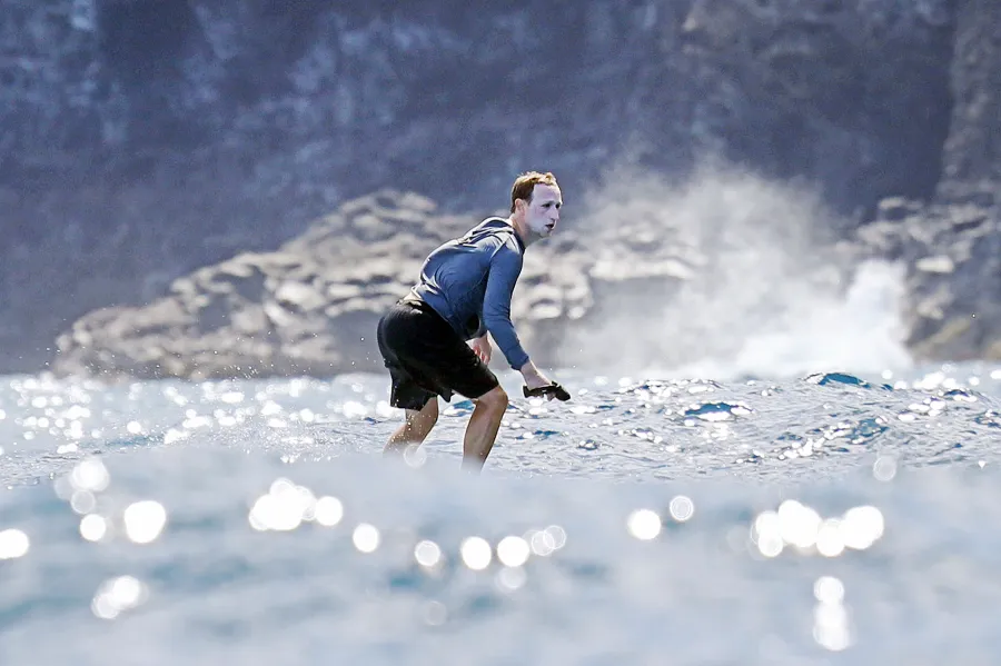 Mark Zuckerberg Spooks the Internet With Too Much Sunscreen on His Face in Hawaii