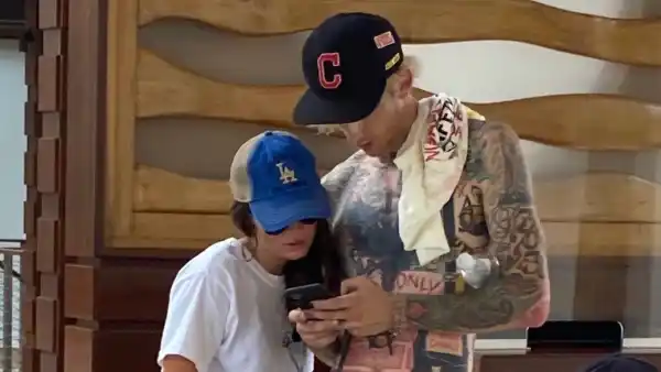 Megan Fox And Machine Gun Kelly Hold Hands In Puerto Rico-