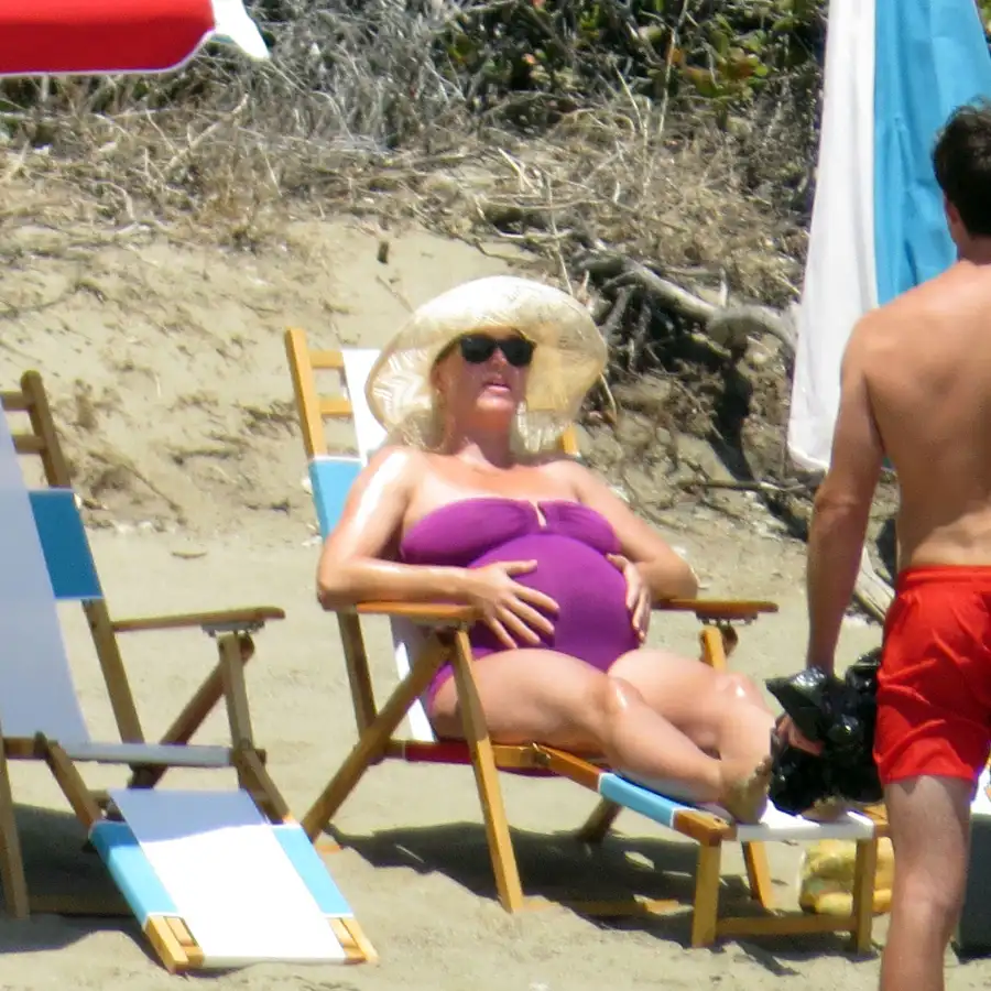 Pregnant Katy Perry Shows Growing Baby Bump at Beach With Orlando Bloom, Karlie Kloss and Joshua Kushner