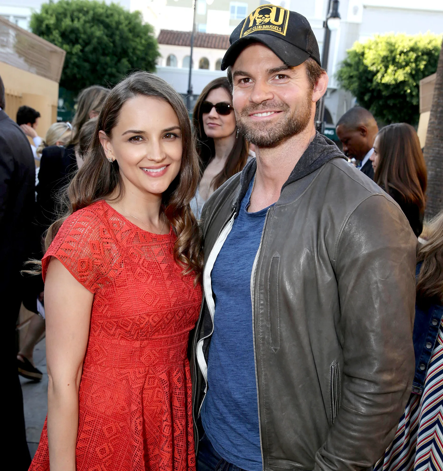 Rachael Leigh Cook Husband Daniel Gillies Files for Divorce After Separation