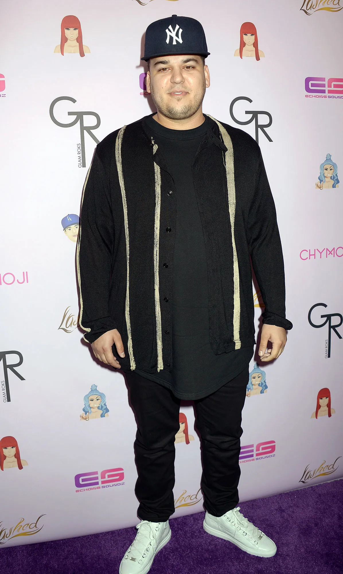 Rob Kardashian Changes His Profile Photo to Shirtless Snap on Instagram