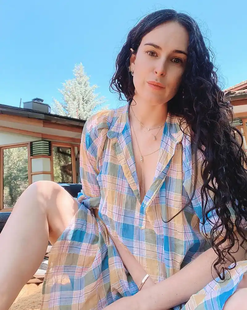 Rumer Willis Gets Real About Her 'Grandma Hairs'