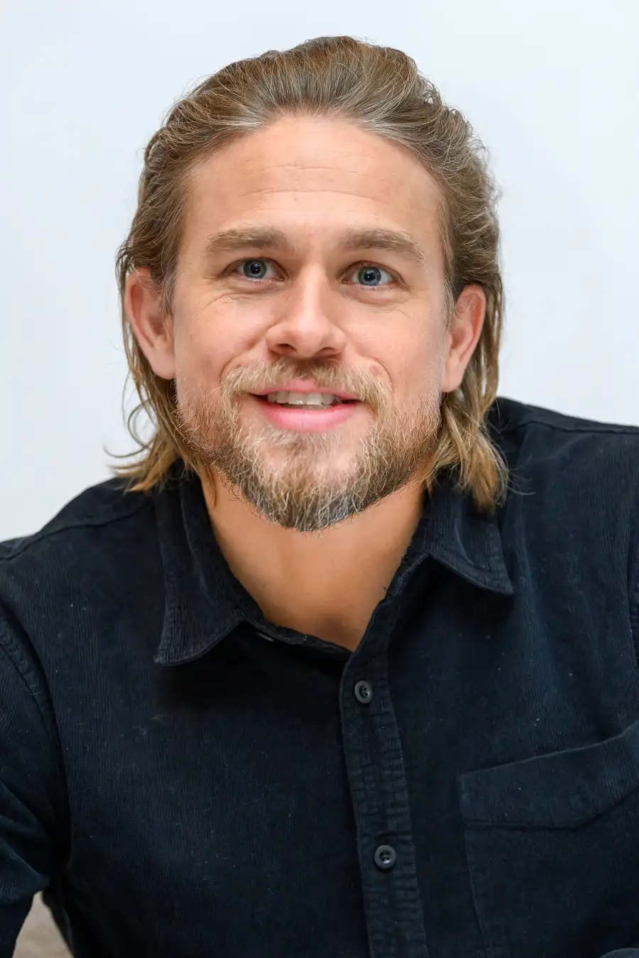 Charlie Hunnam TV Stars Without an Emmy Nomination