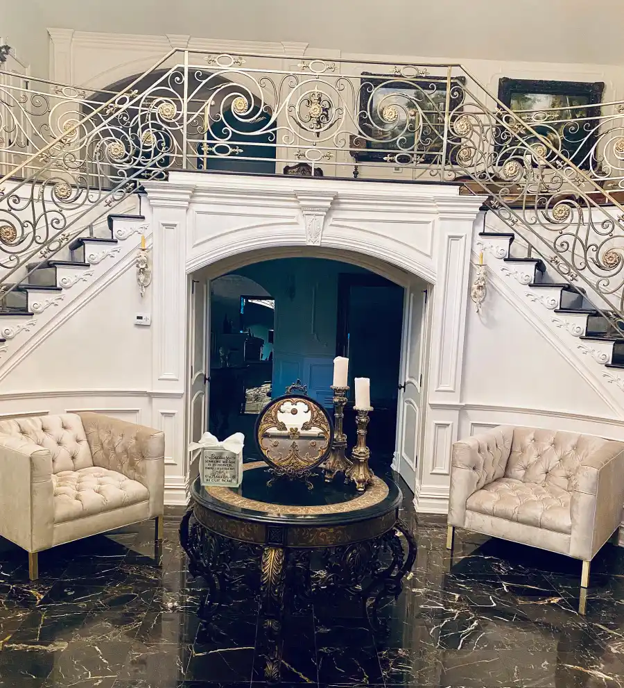 Teresa Giudice Entryway After