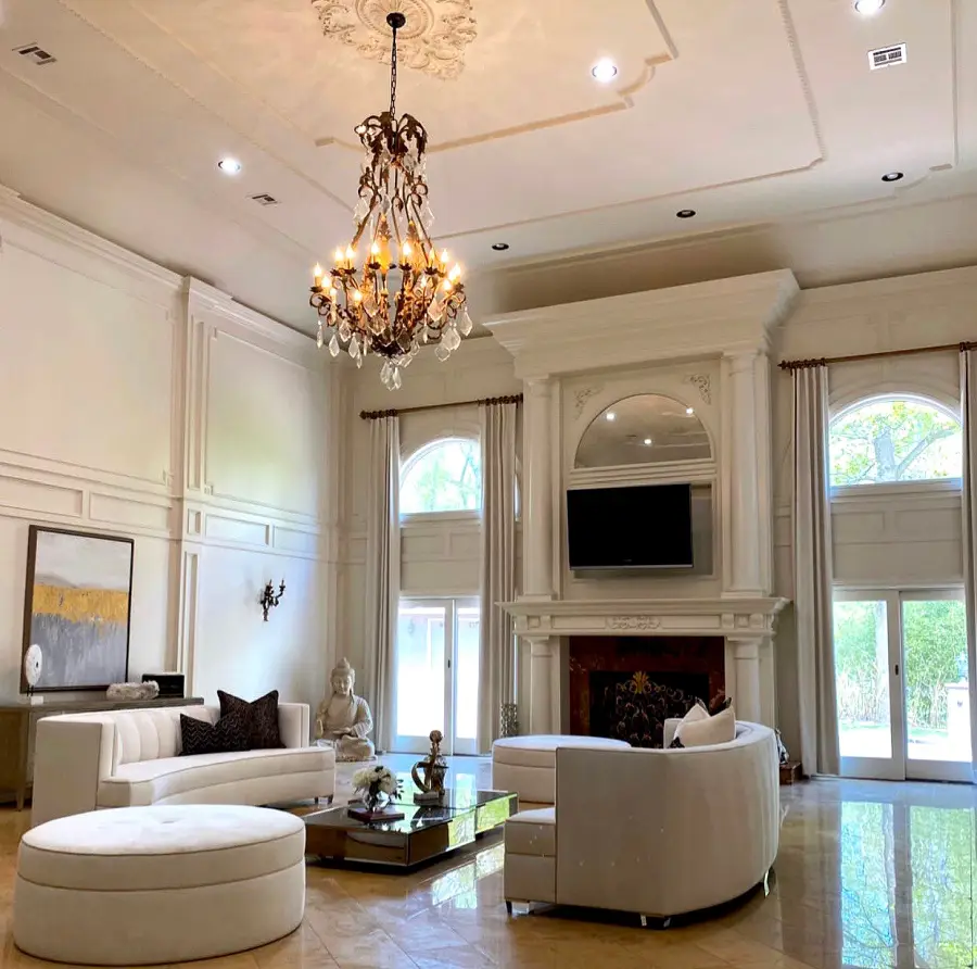 Teresa Giudice Great Room After