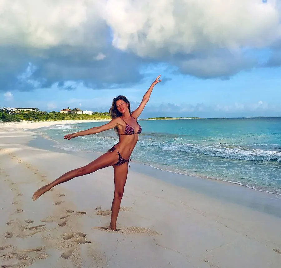 See Your Fave Victoria’s Secret Angels in Bikinis