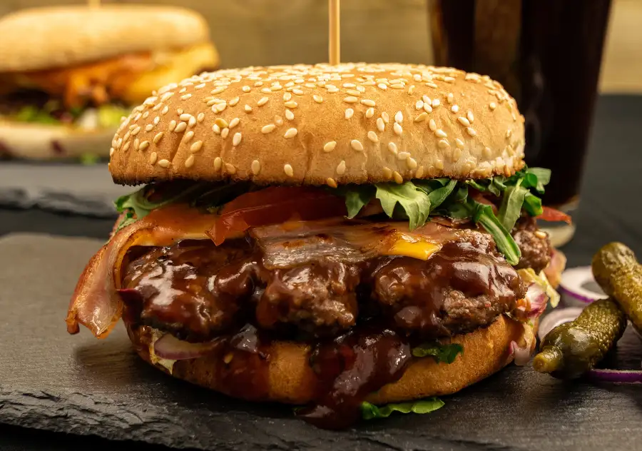 burger with extra sauce