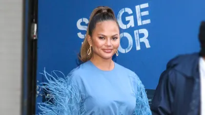 chrissy-teigen
