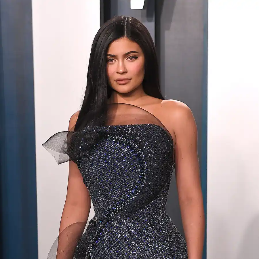 kylie-jenner-naked-wardrobe