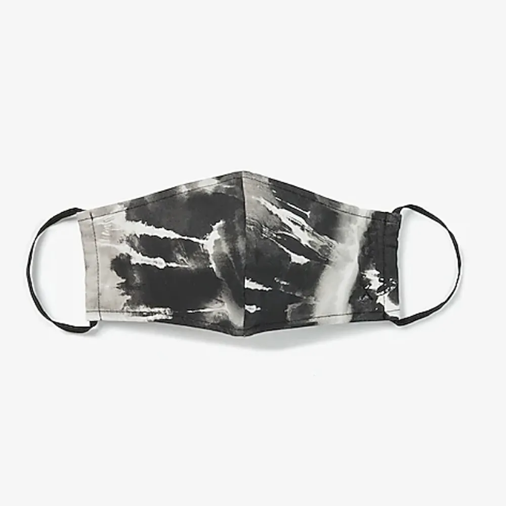 olivia-culpo-express-mask-tie-dye