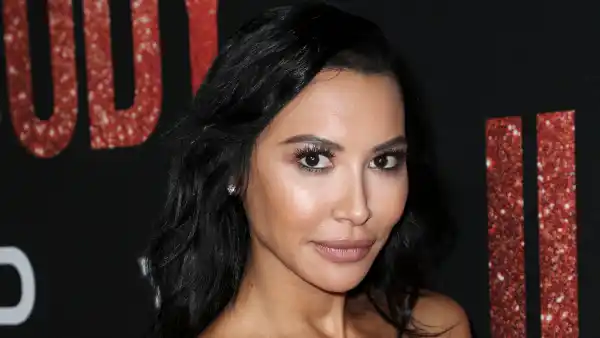 Naya Rivera's Mom Prays, Joins Search Boat at Lake Where 'Glee' Star Went Missing