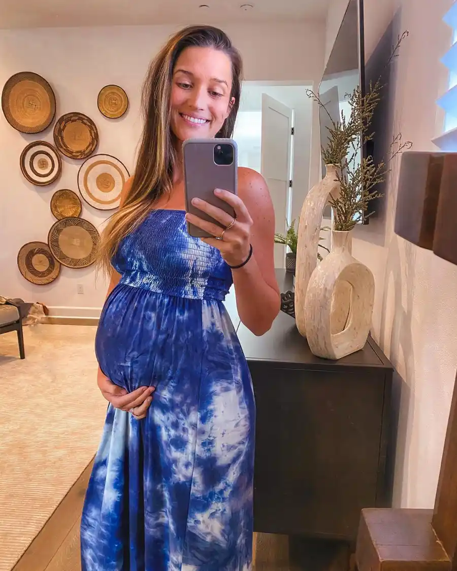 ‘Bachelor’ Baby Bumps: See the Reality Stars’ Pregnancy Pics