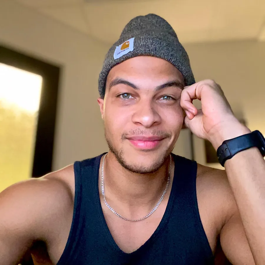 Dale Moss 5 Things to Know Bachelorette Clare Crawleys Fiance 1