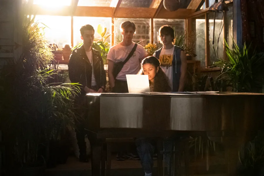 Fall TV Preview 2020 Julie and the Phantoms