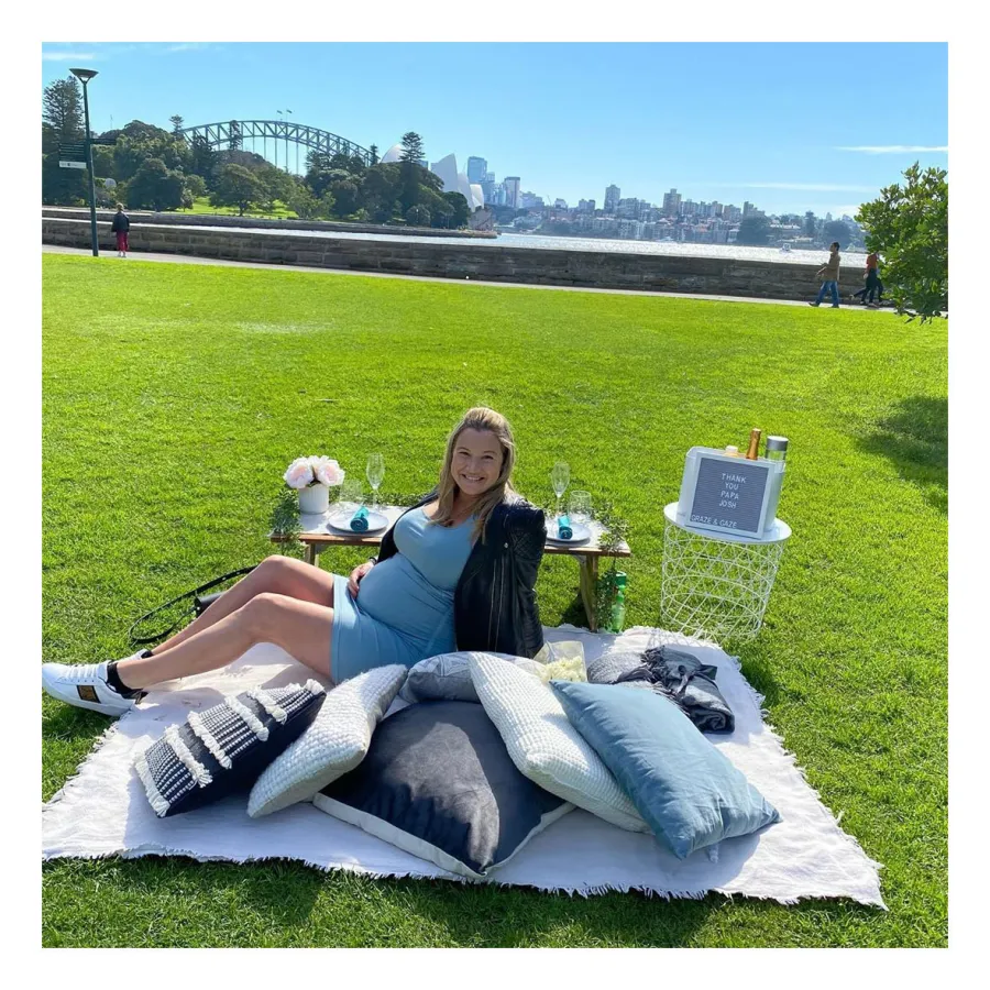 Hannah Ferrier Stars Having Picnics Amid COVID-19