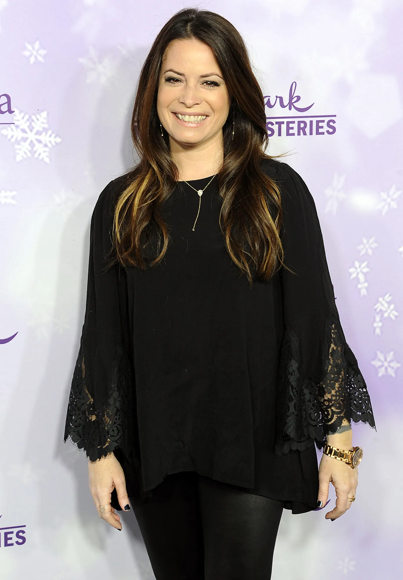 Holly Marie Combs Has a 'Pretty Little Liars' Watch Podcast — and May Launch a 'Charmed' One Next'